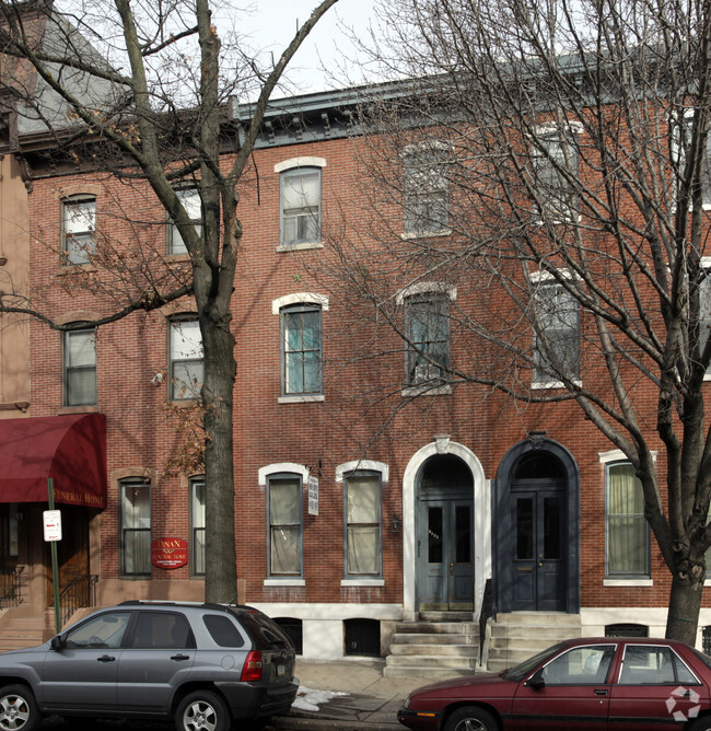 Building Photo - 1919 Spring Garden Street Rental