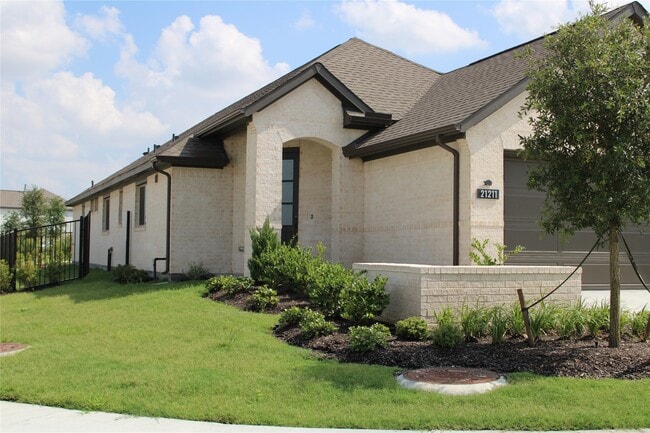 Building Photo - 21211 Gulf Menhaden Ln