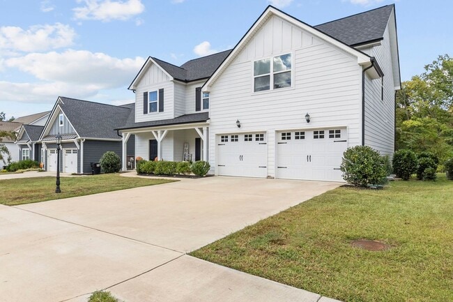 Photo - Spacious Ooltewah House Available