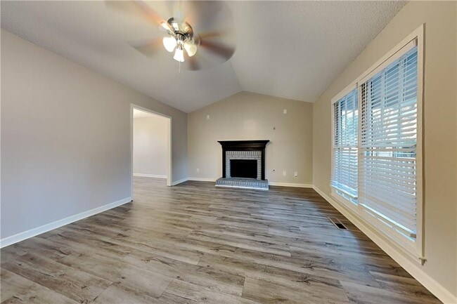 Photo - 3887 Spring Meadow Dr