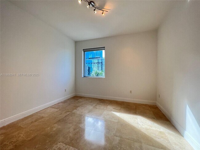 Photo - 1050 Brickell Ave Unit 1514