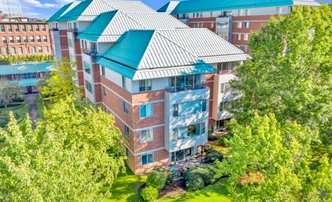 Photo - 183 Oak St Condo Unit 306C