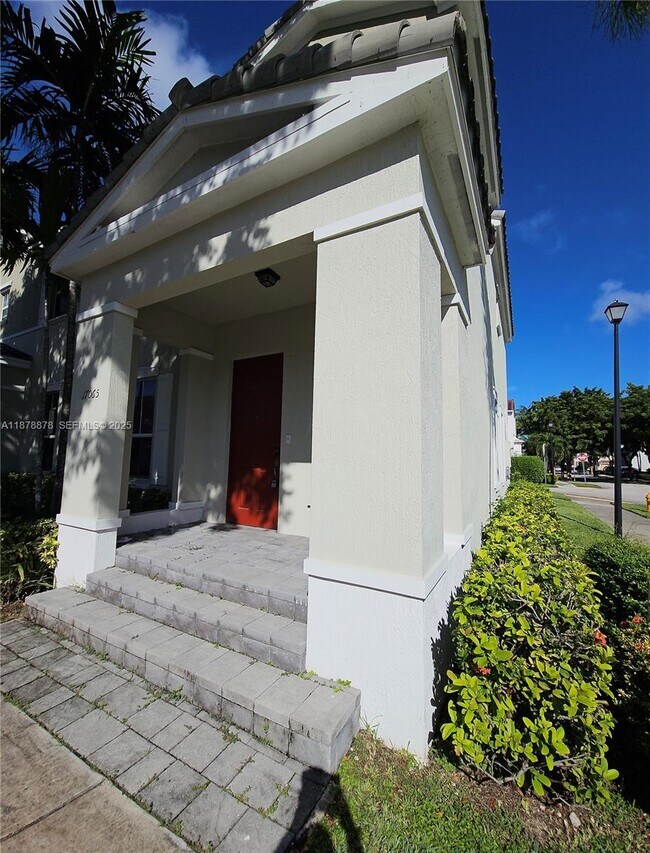 Photo - 17065 SW 93rd St