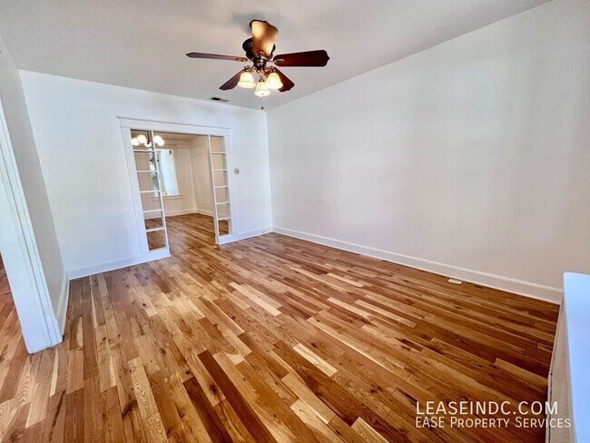Photo - 228 Upshur St NW