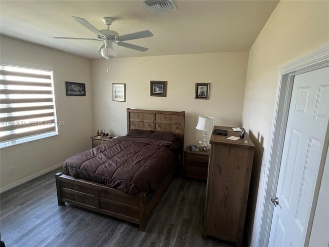 Photo - 9003 Largo Cir