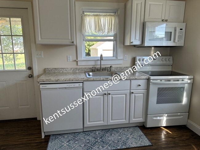 Photo - 527 S Washington St