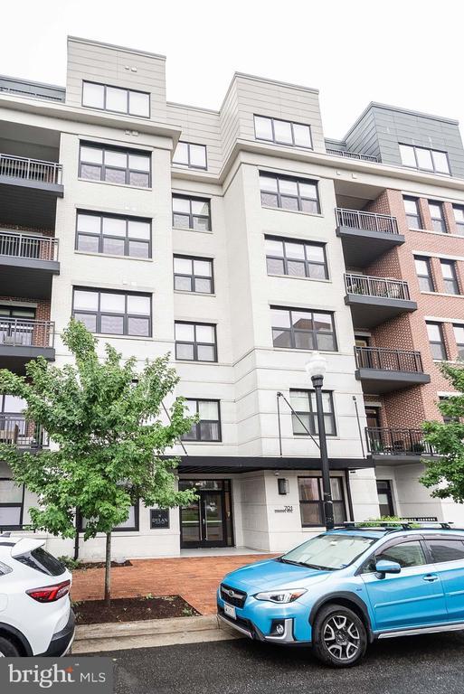 Photo - 701 Swann Ave Unit 503