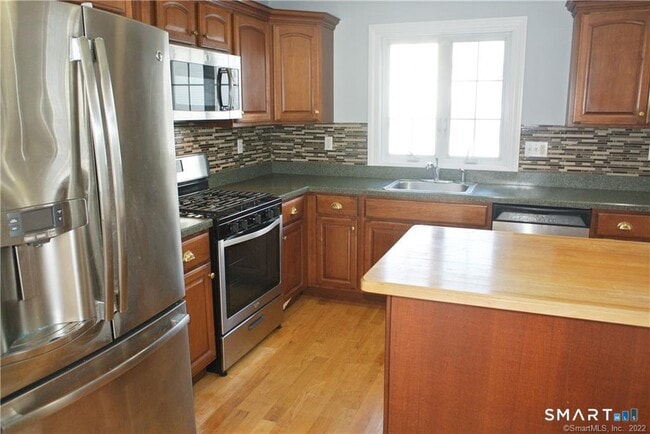 Photo - 1260 Cutspring Rd Unit 1260