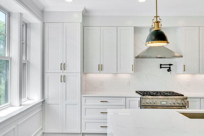 Photo - 128 Longwood Ave Unit U2