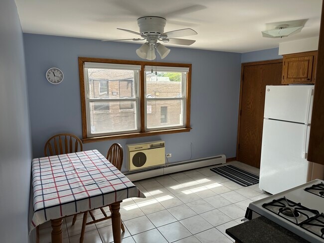 Photo - 4919 N Lester Ave Unit 202