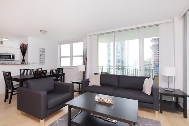 Photo - 1155 Brickell Bay Dr Unidad 2701