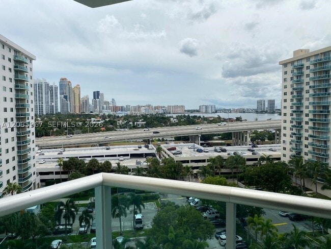 Building Photo - 19380 Collins Ave Unit 1025