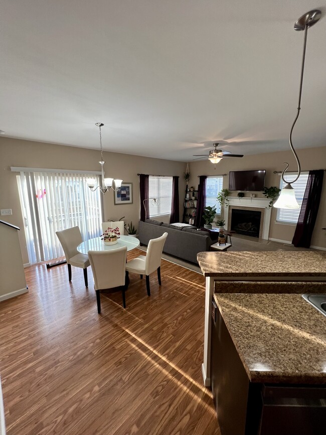 Building Photo - 105 Shire Dr