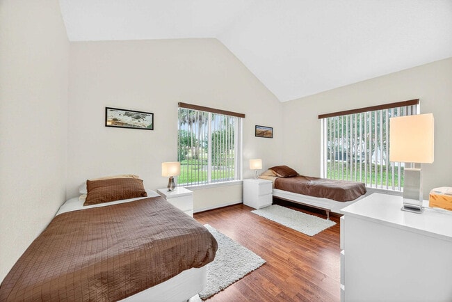 7534 Swiss Fairways Ave Unit SI ID1565900P