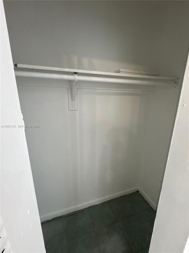 Photo - 2312 SW 17th St Unidad 14