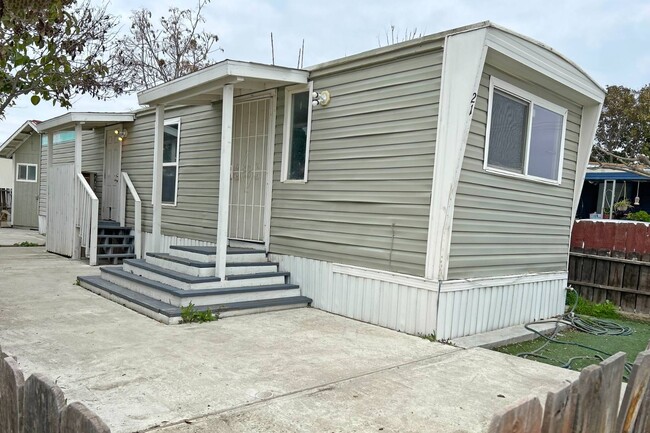 Photo - 614 Otis Ave House
