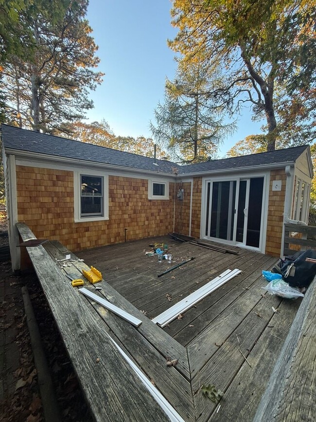 Photo - Newly renovated 2bed/1bath home in West Ya...