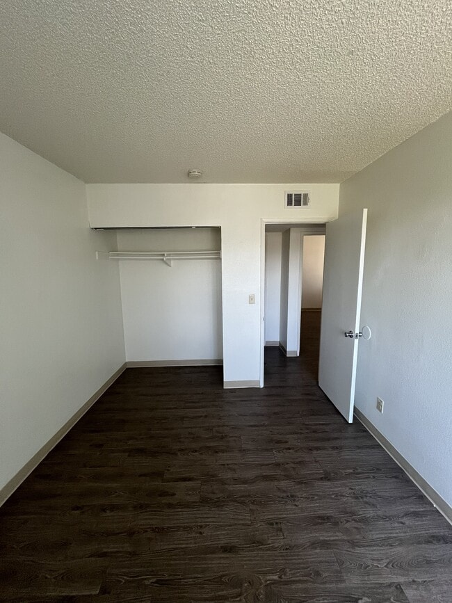 Photo - Hillside Views Apartments