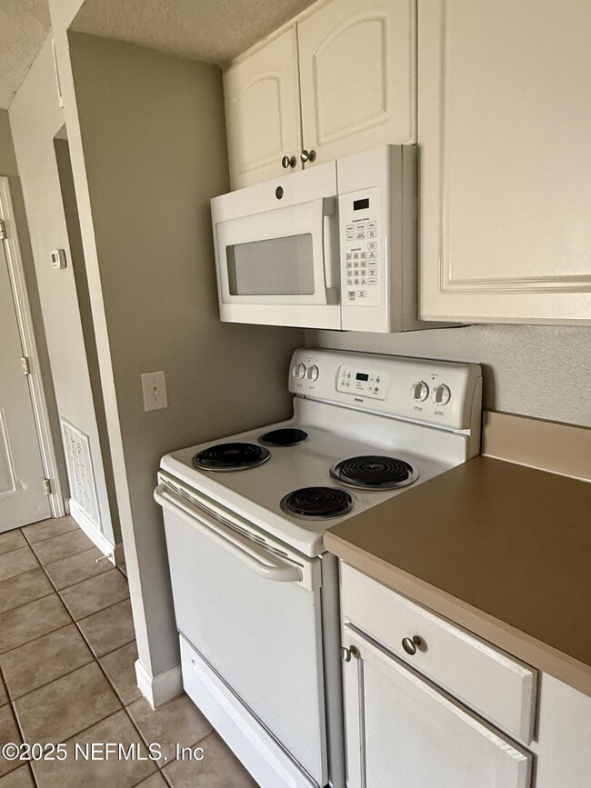 Photo - 1800 Park Ave Unit 103