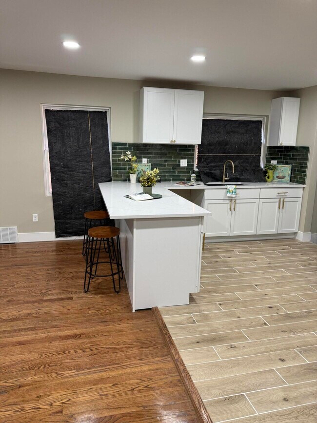 Photo - 16540 Marlowe St