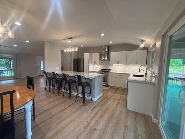 Photo - Gorgeous Four Bedroom / Two Bathroom On Usable Acreage