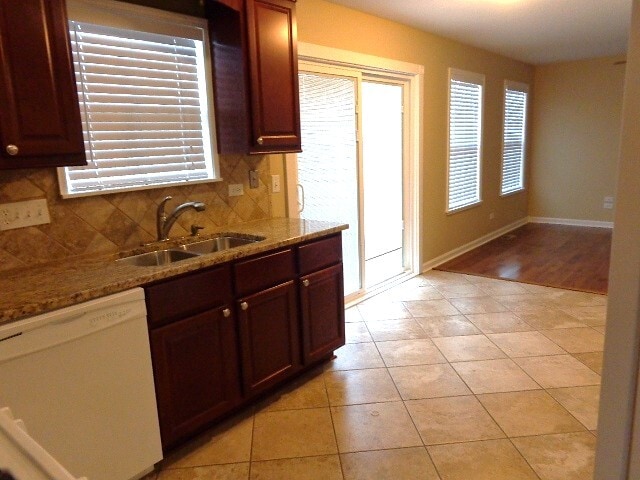Photo - 2201 Oak Leaf Ln