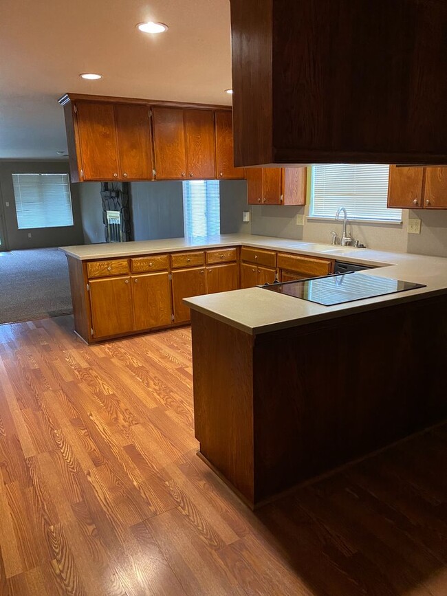 Photo - 2648 Alder Glen Dr