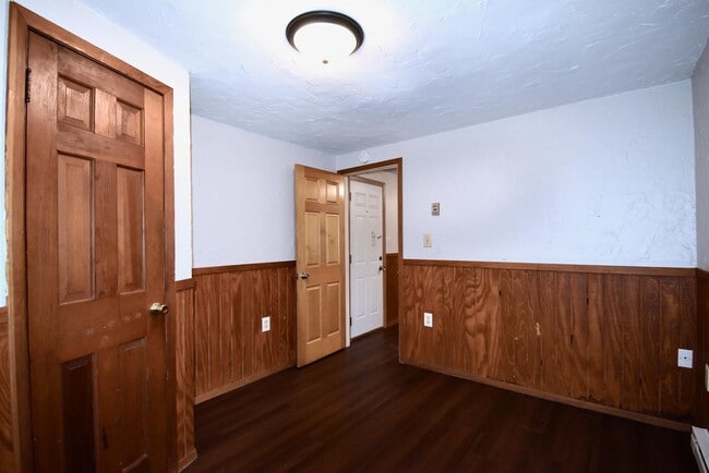 63 6th Ave N Unit 4