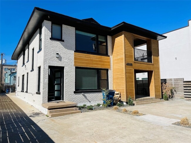 Building Photo - 4609 Virginia Ave Unit 101