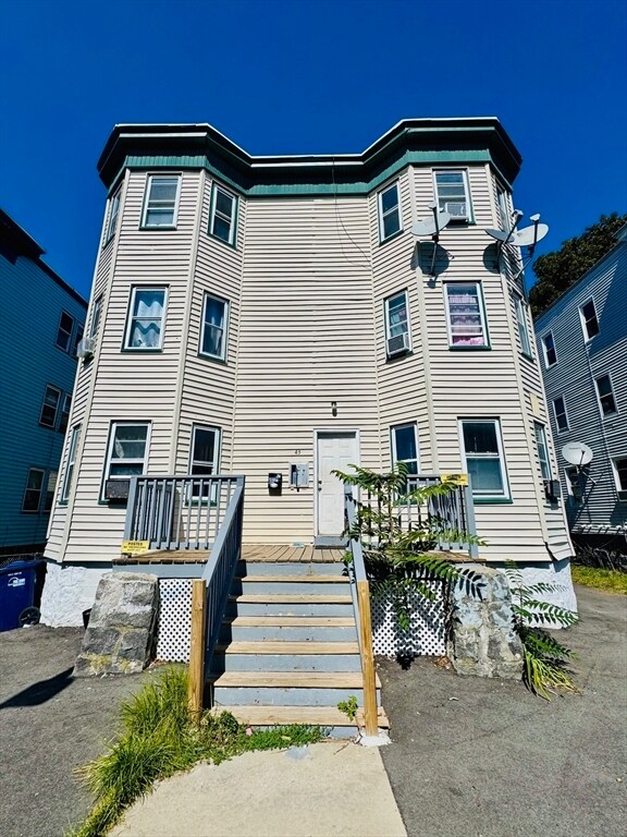 Building Photo - 43 Wilcock St Unit 3 Rental