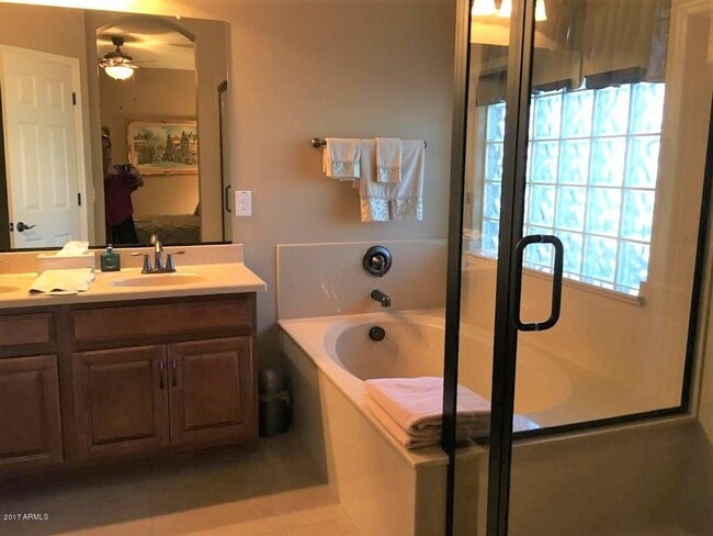 Photo - 41439 Ebony St