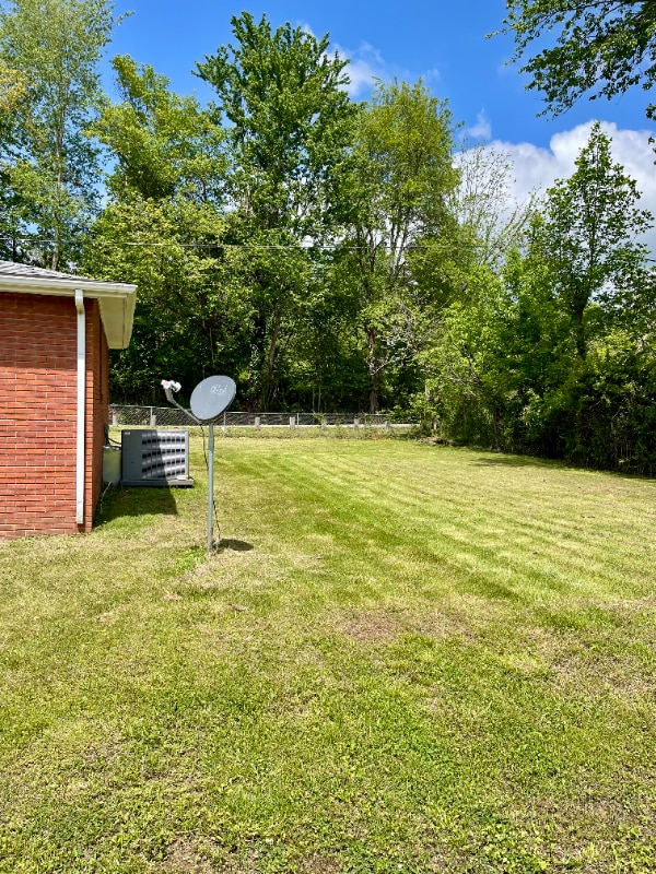 Photo - 402 Sam Parker Rd