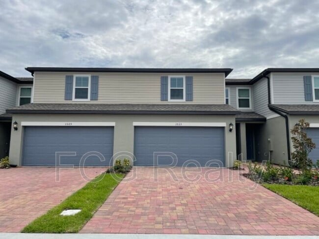 Building Photo - 1021 Desert Candle Dr Rental