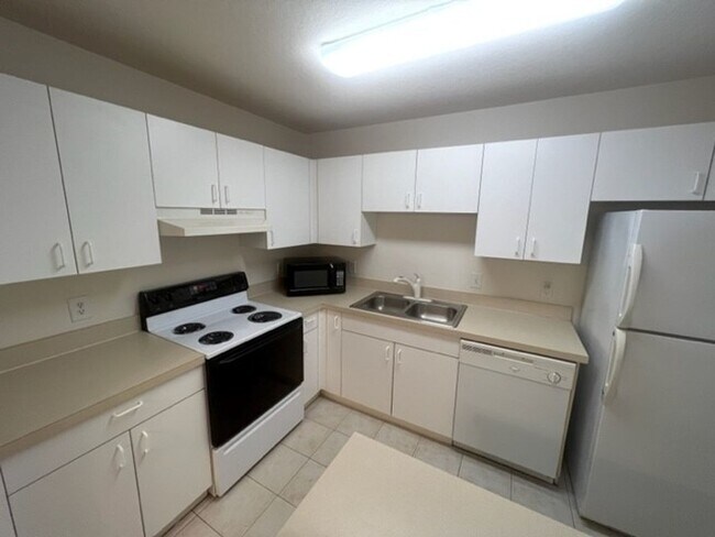 Photo - 1860 Long Iron Dr