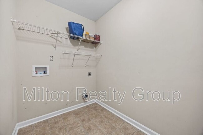 Photo - 111 Angel Oak Dr