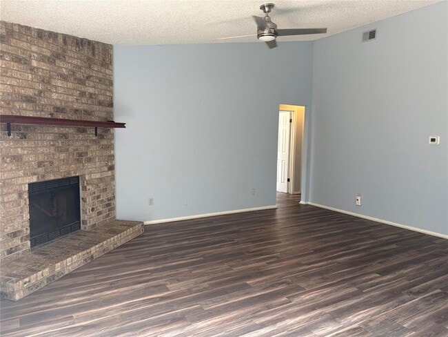 12229 Mosley Ln