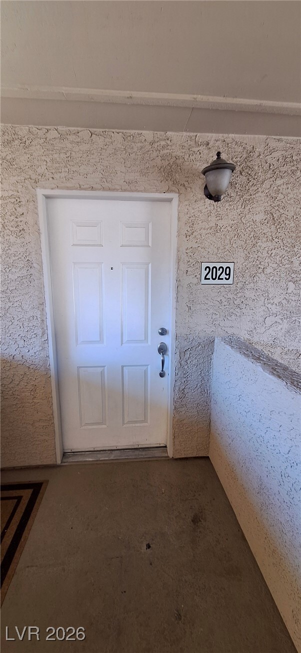 Building Photo - 7200 W Pirates Cove Rd Unit 2029