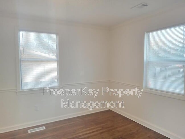 Photo - 3619 Walton St