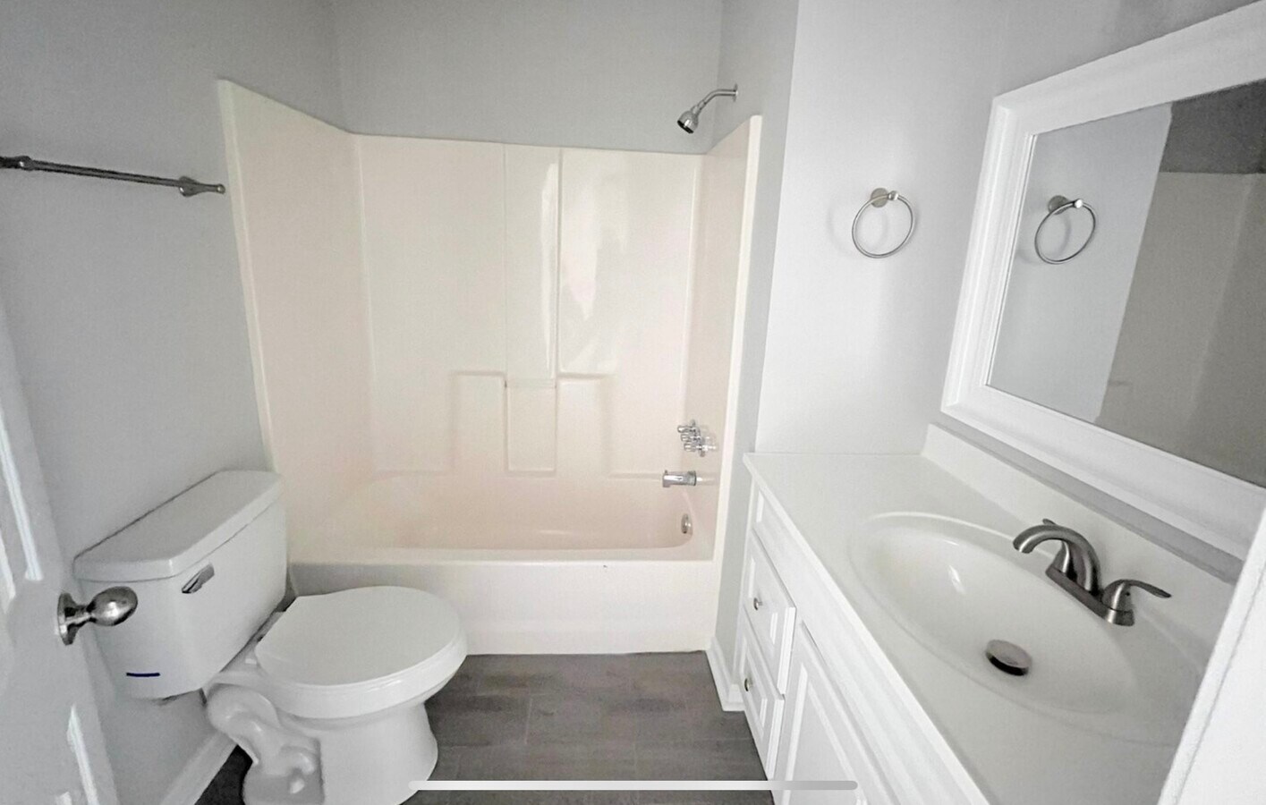 Photo - 1902 County Rd 40 W