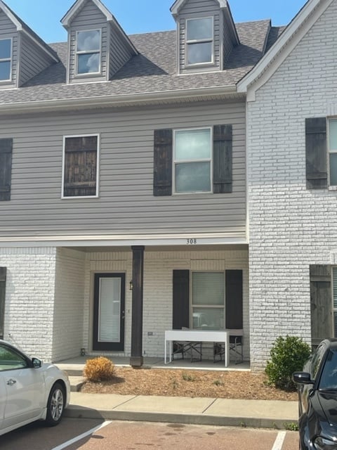 Building Photo - 308 Paul T Cir Unit 308