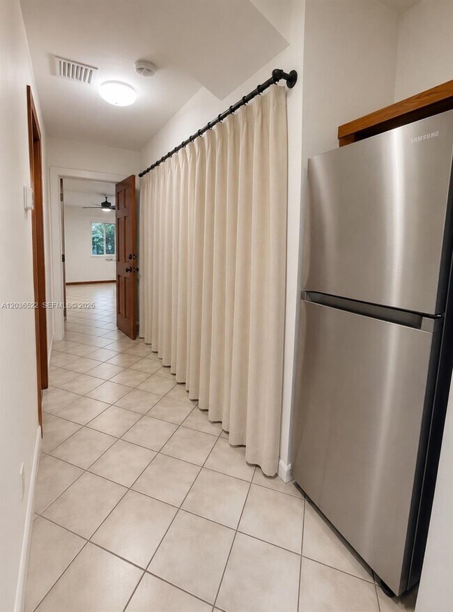 Photo - 1005 SW 30th St Unit 1007