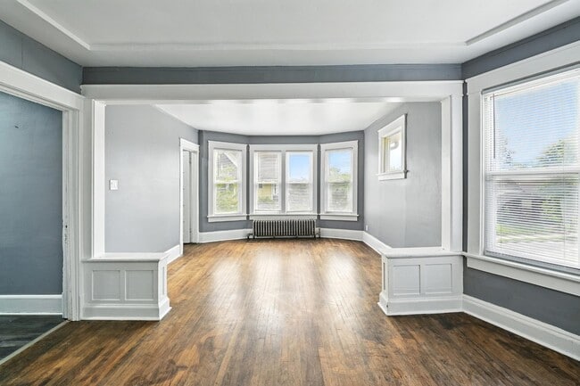 Building Photo - 3251 N 14th St Rental