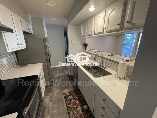 Photo - 1004 Jessicas Ct