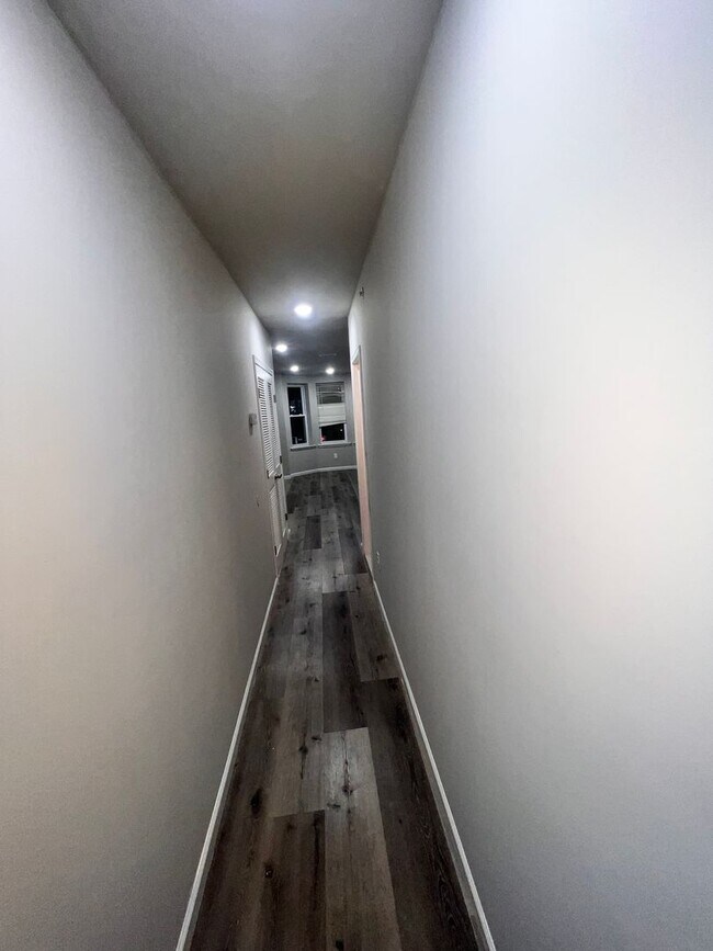 Photo - 5136 Walnut St Unit 3