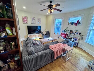 Building Photo - 124 Calumet St Unit 2