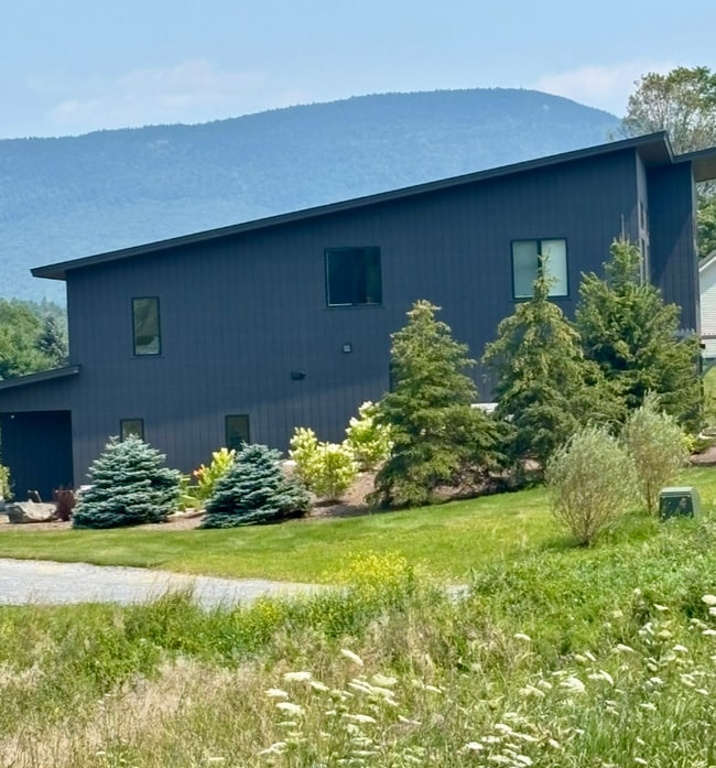 Building Photo - 328 Golf Course Rd Rental