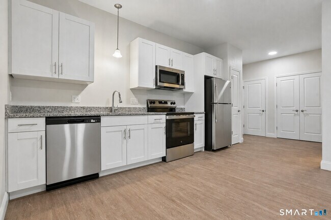 Photo - 55 Steele Blvd Unit 306