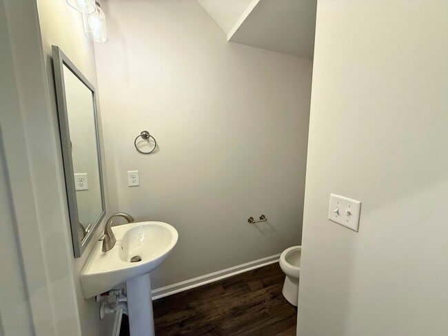 Photo - 144 Gervais Cir