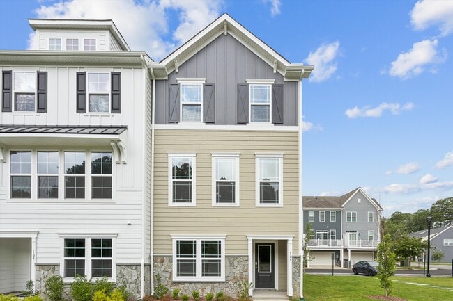 Building Photo - 105 Bracewell Ln