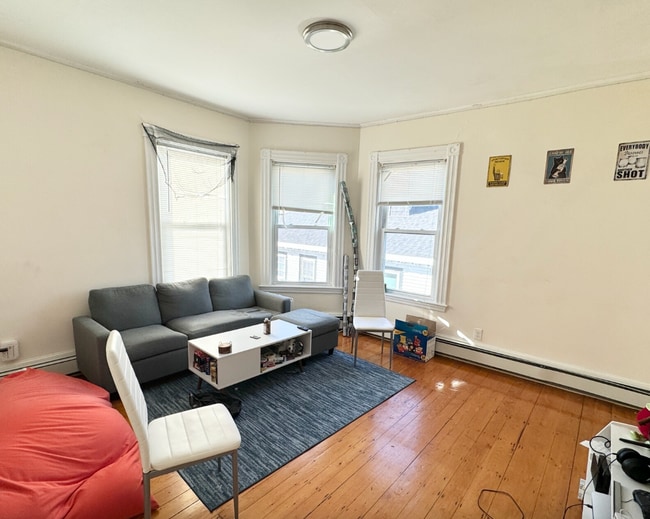 Building Photo - 3 Folsom Ave Unit 3 Rental